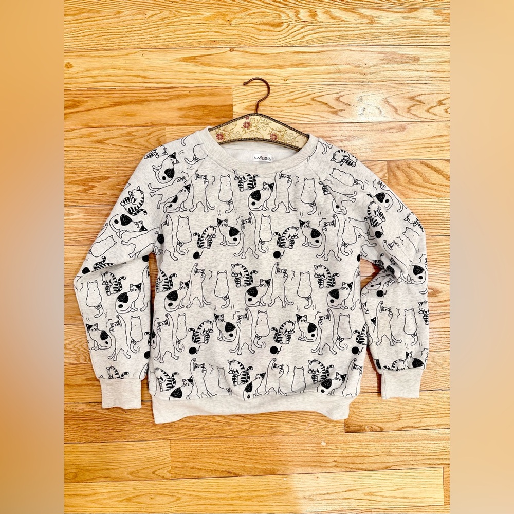 LA Soul Dancing Cat Sweatshirt Size Small-Medium